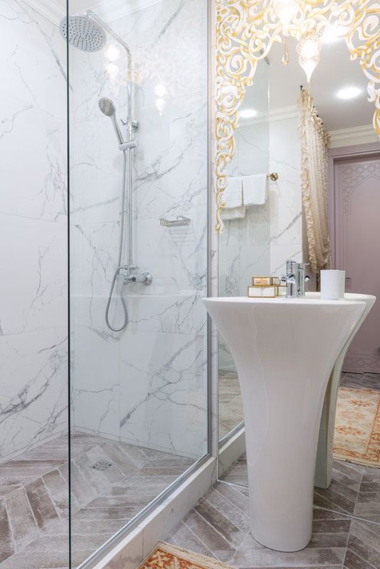 The utimate guide to choosing a shower door - Part 1
