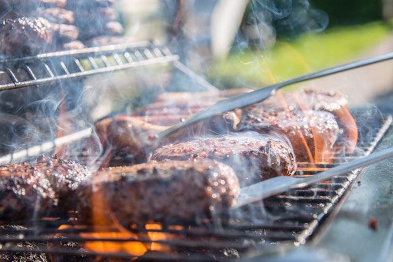 How to plan and prepare for a summer barbecue