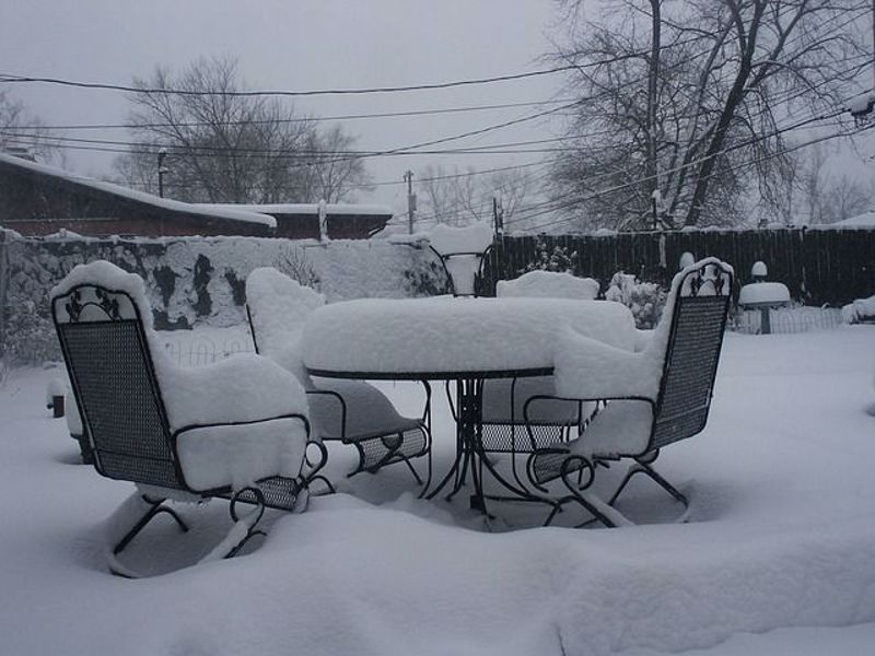How to Protect Outdoor Furniture in Winter