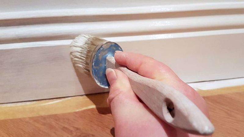How to paint your skirting board - part 2