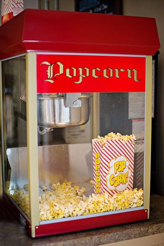 Poos and Cons of a Popcorn Maker