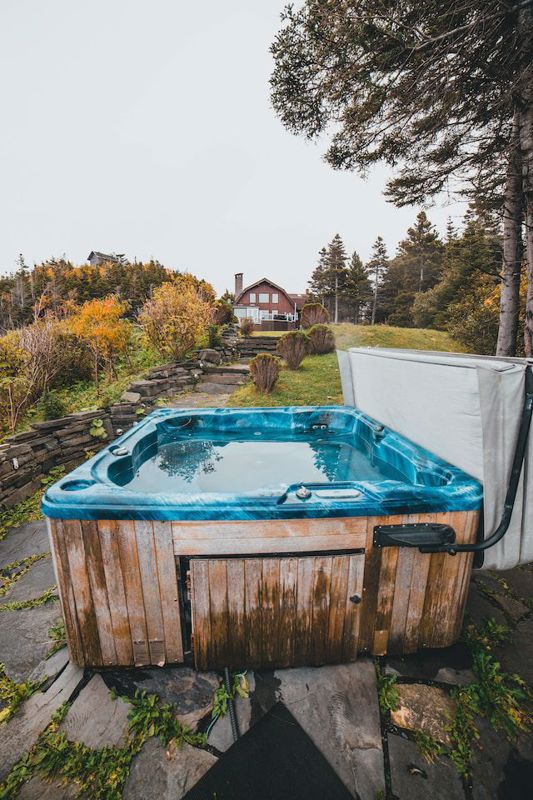 How to Prepare your Hot Tub for Summer