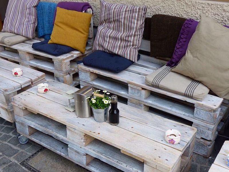 10 Creative DIY Projects to Spruce Up Your Outdoor Space - part 1